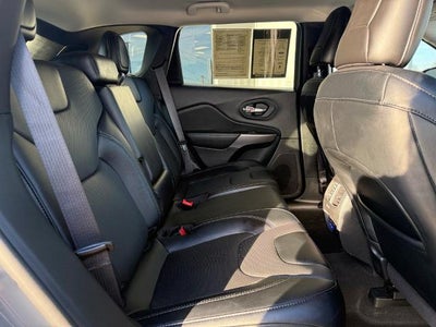 2022 Jeep Cherokee Latitude Lux