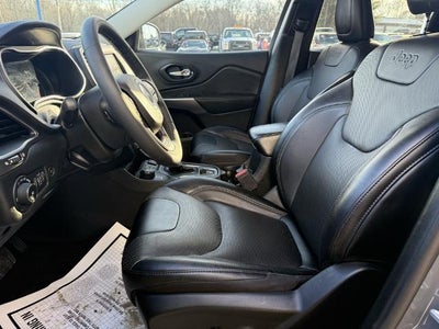 2022 Jeep Cherokee Latitude Lux