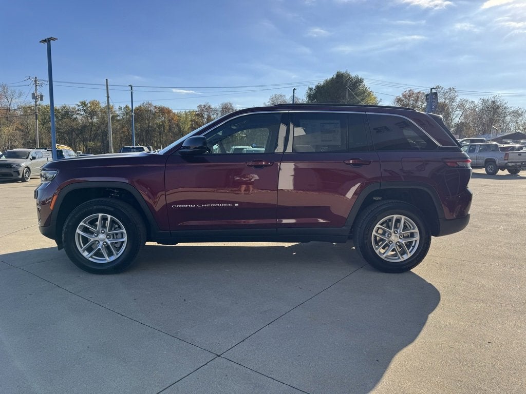 2025 Jeep Grand Cherokee Laredo X