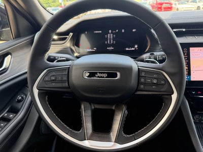 2026 Jeep Grand Cherokee Laredo Altitude
