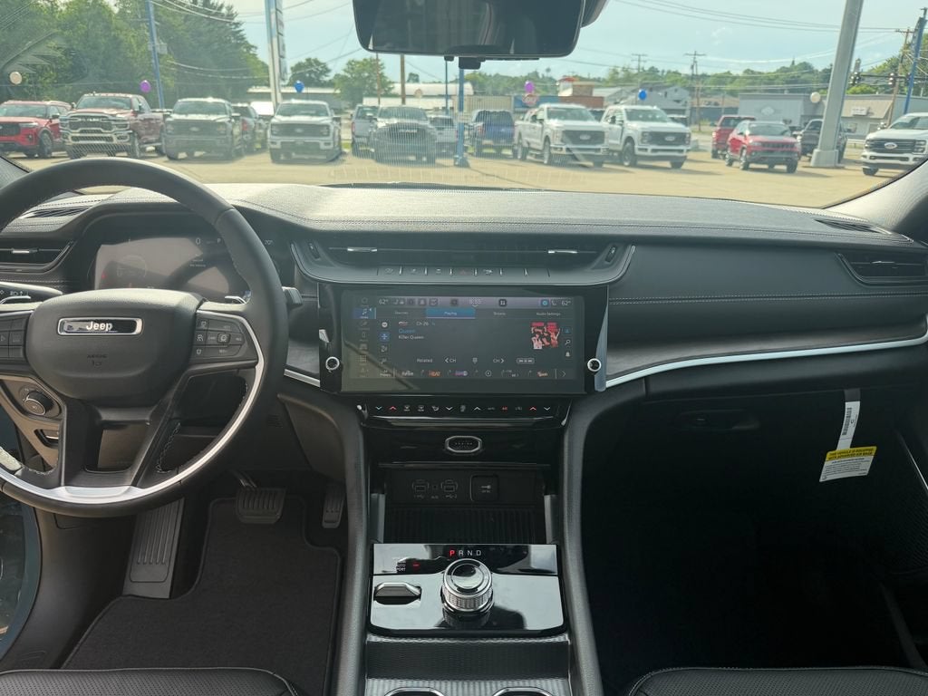 2026 Jeep Grand Cherokee Limited Reserve