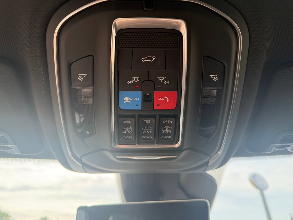 2026 Jeep Grand Cherokee Limited Reserve