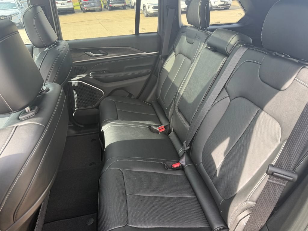 2026 Jeep Grand Cherokee Limited Reserve