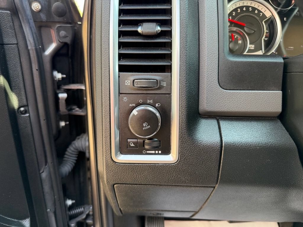 2018 RAM 1500 SLT