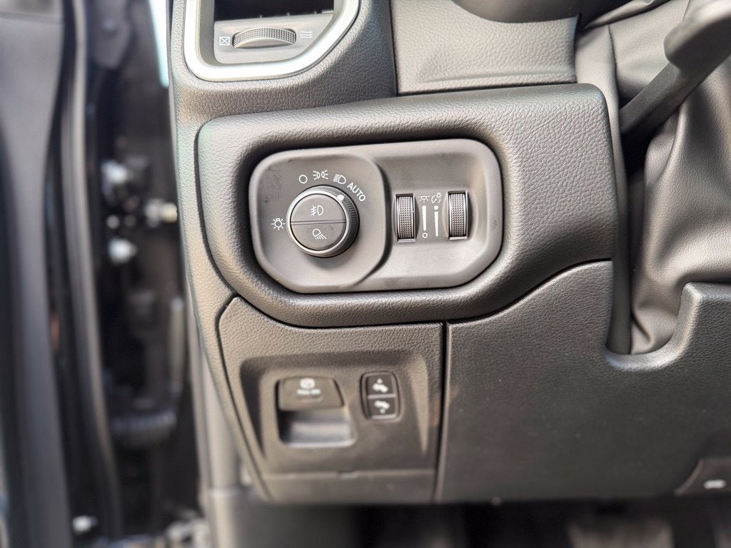 2027 RAM Ram 1500 Big Horn