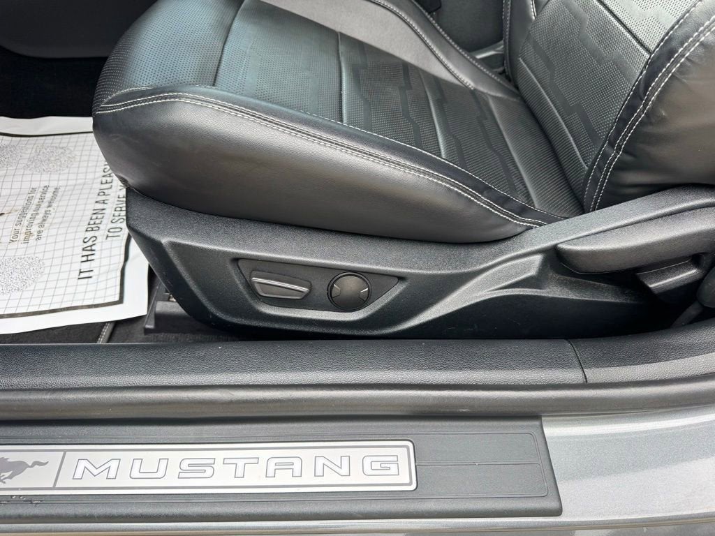2022 Ford Mustang EcoBoost Premium