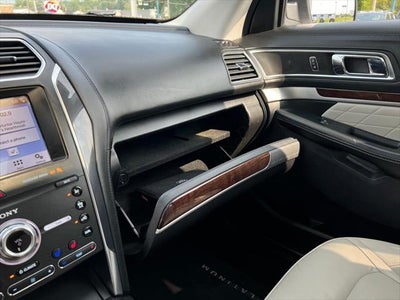 2019 Ford Explorer Platinum