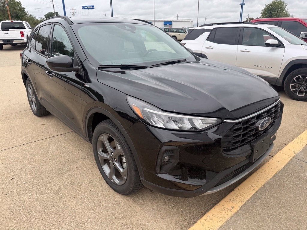 2025 Ford Escape ST-Line Select