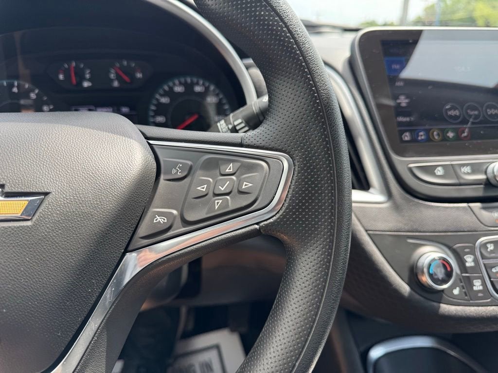 2025 Chevrolet Malibu LT w/1LT