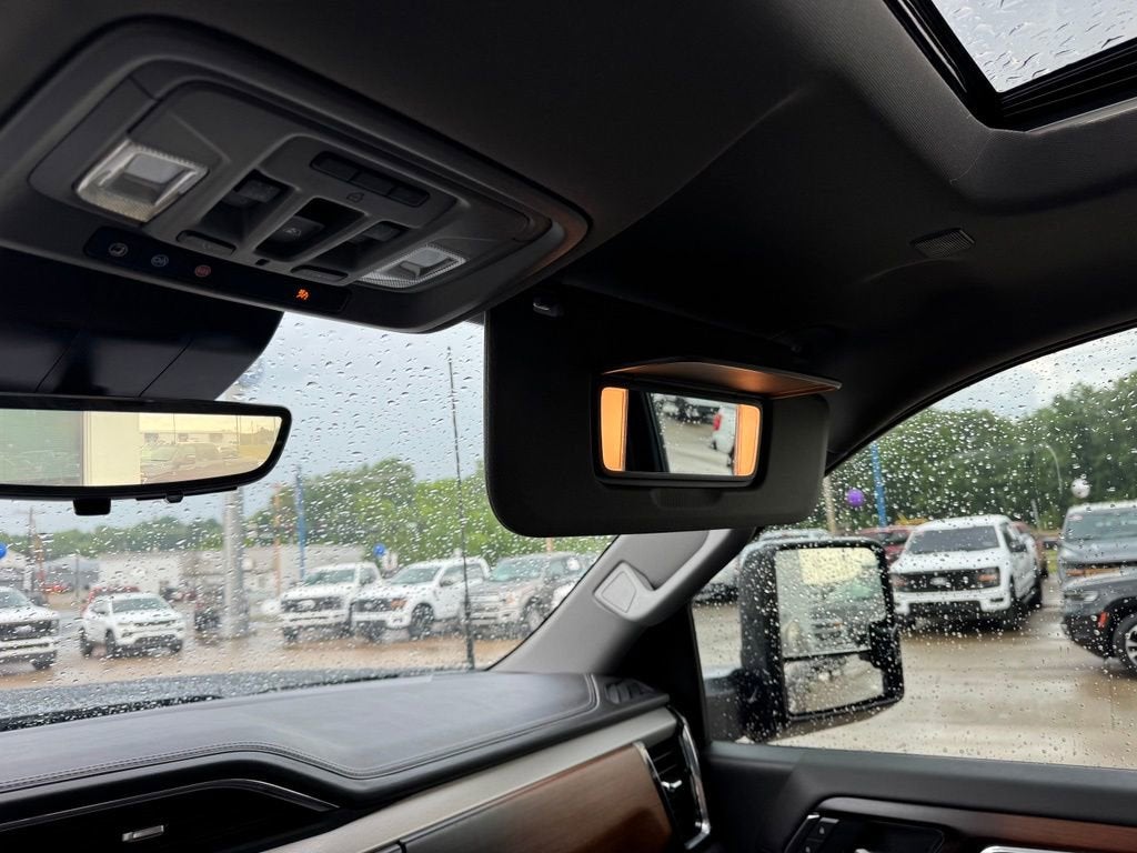 2025 GMC Sierra 2500HD Denali