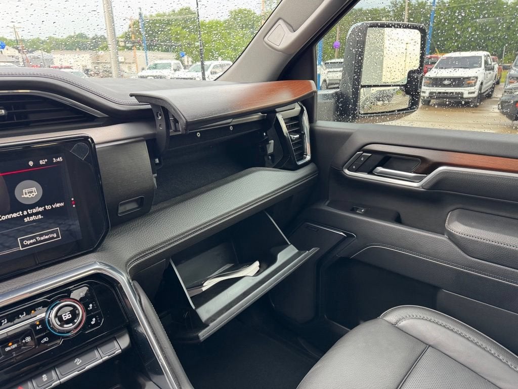 2025 GMC Sierra 2500HD Denali