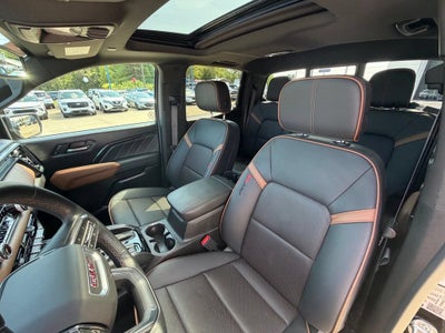 2024 GMC Canyon AT4