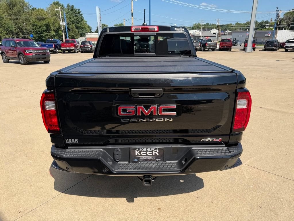 2024 GMC Canyon AT4