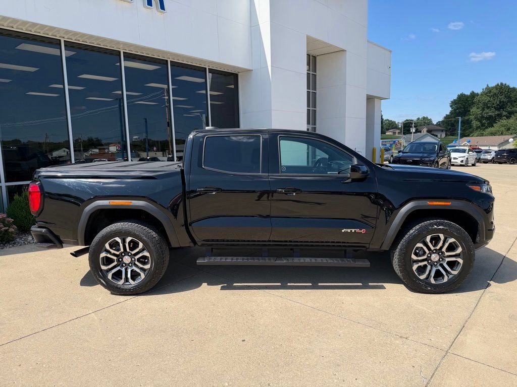 2024 GMC Canyon AT4