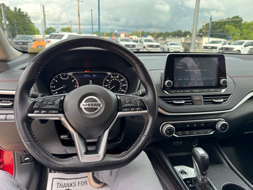 2021 Nissan Altima 2.5 SR
