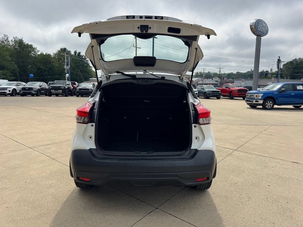 2019 Nissan Kicks SV