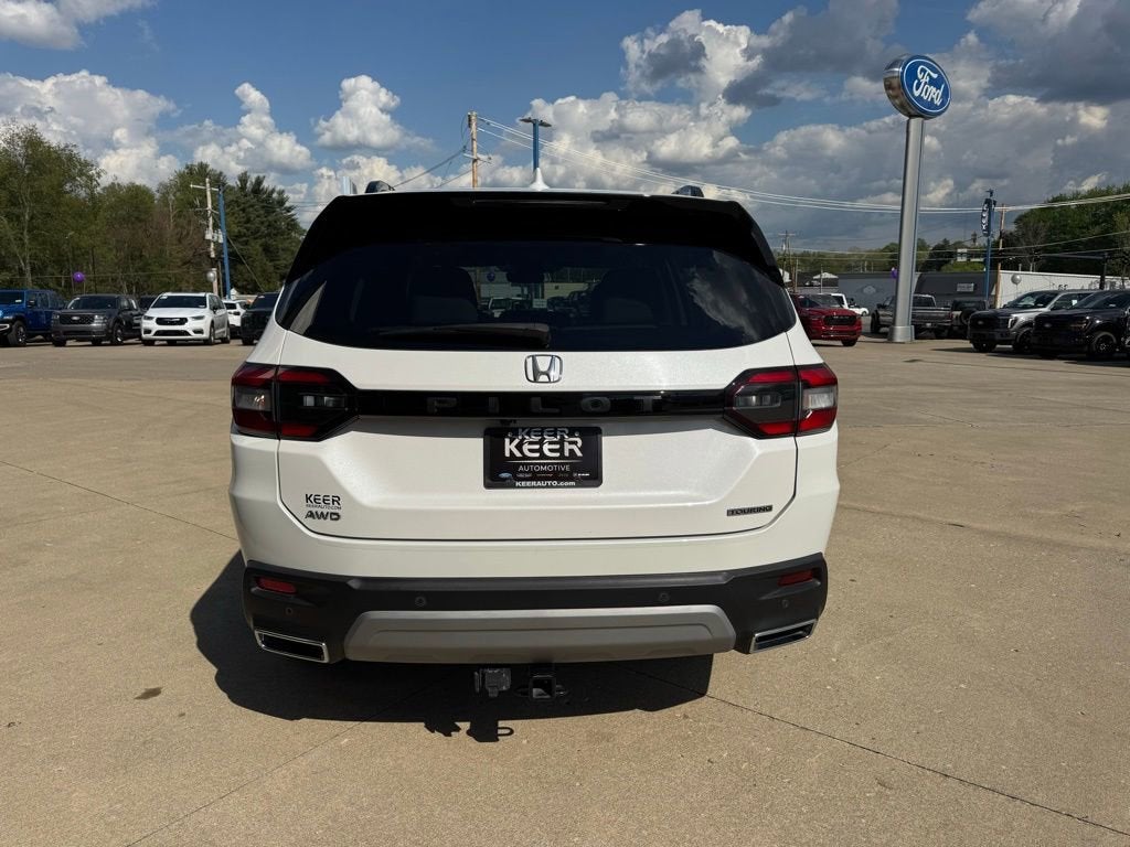 2025 Honda Pilot Touring