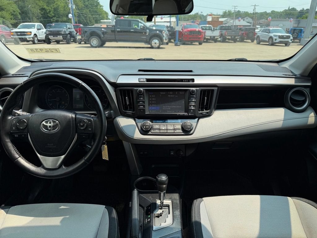 2017 Toyota RAV4 XLE