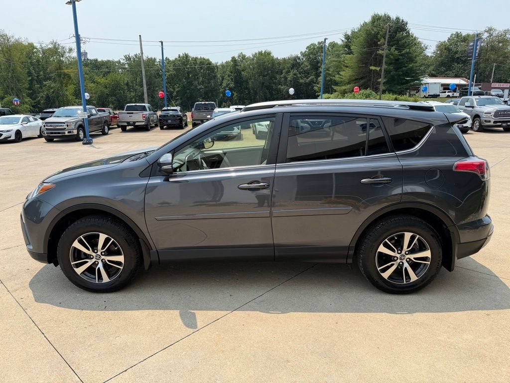 2017 Toyota RAV4 XLE
